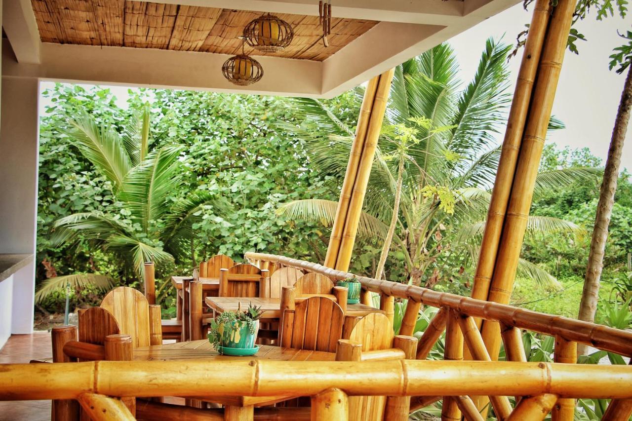 Seaside Garden Ecolodge Момпиче Экстерьер фото