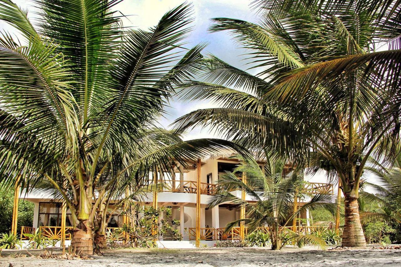 Seaside Garden Ecolodge Момпиче Экстерьер фото